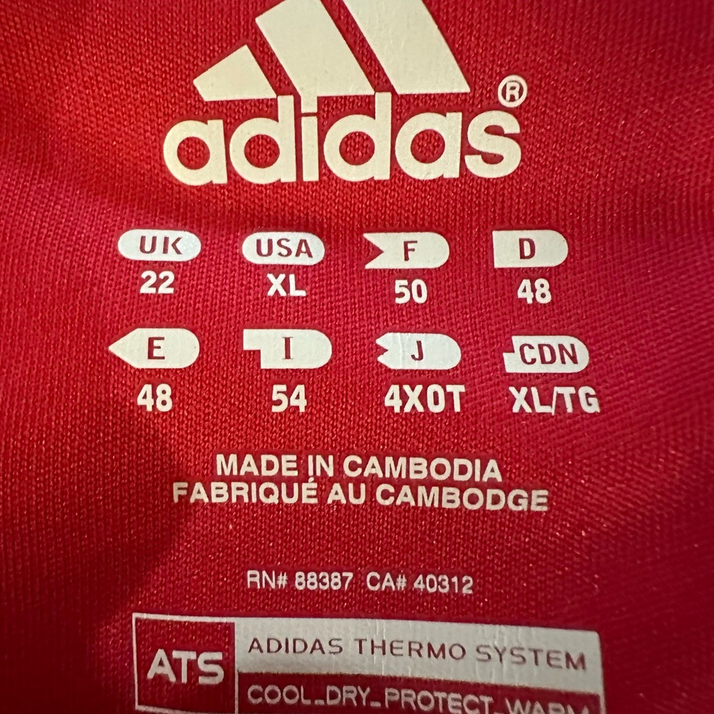 Adidas top - Picture 3 of 3